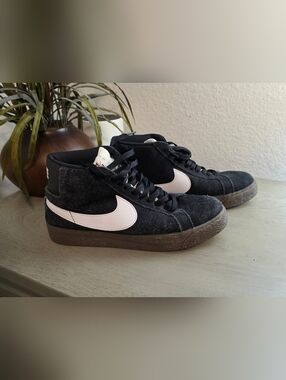 Nike SB Zoom Blazer Mid Size 8
